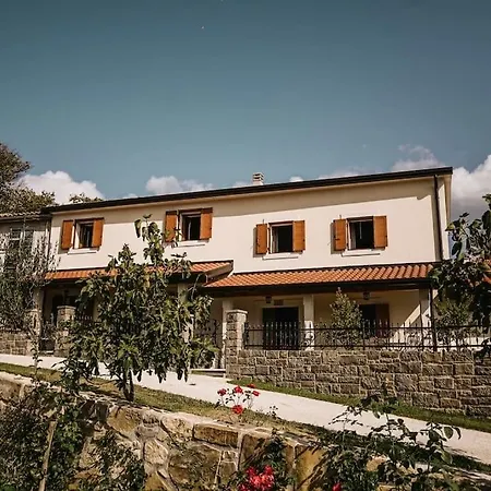 Angela By Briskva Апартаменты *