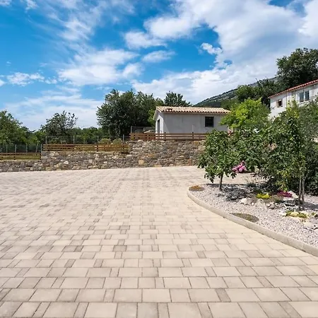 Angela By Briskva * Бузет