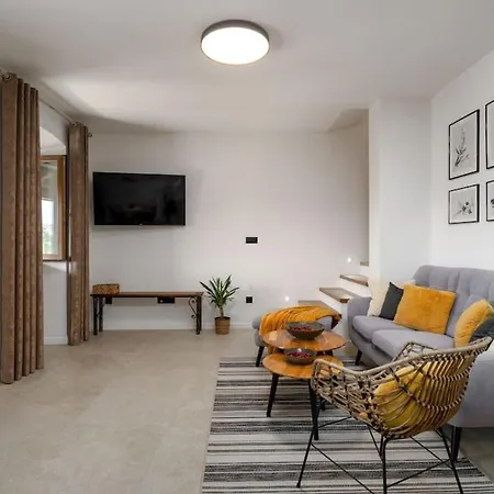 Apartament Angela *